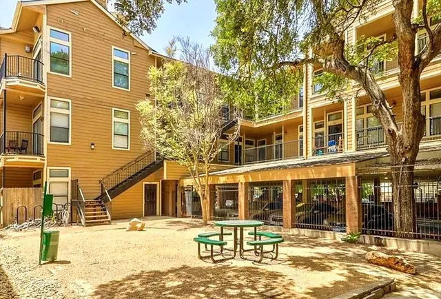 $299,900 | 2802 Nueces Street, Unit 211, Austin, TX 78705