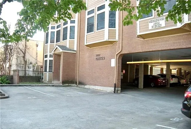 $299,900 | 2802 Nueces Street, Unit 211, Austin, TX 78705