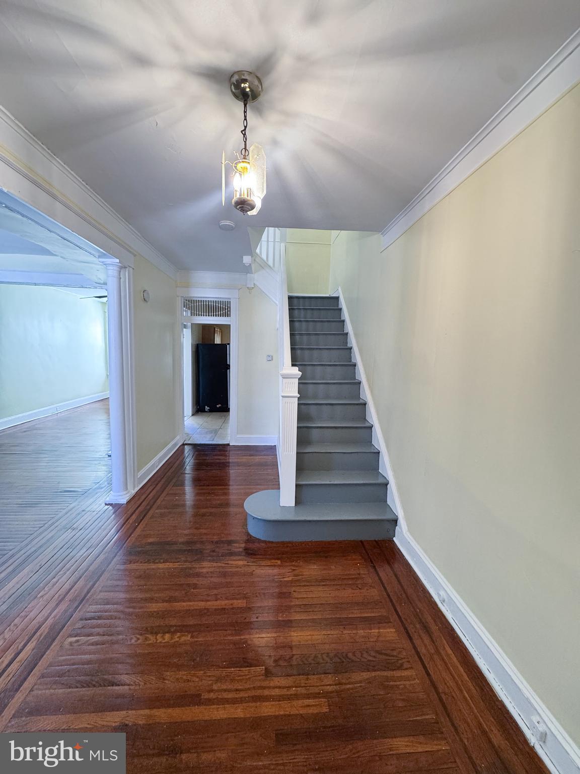 422 Edgewood Street Baltimore, MD 21229 - Photo 2 of 12