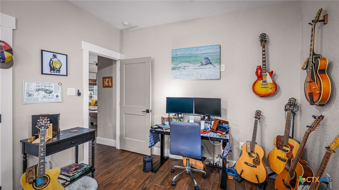 785 Mockingbird Cove Spring Branch, TX 78070 - Photo 16 of 24