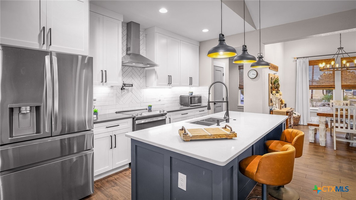 785 Mockingbird Cove Spring Branch, TX 78070 - Photo 7 of 24