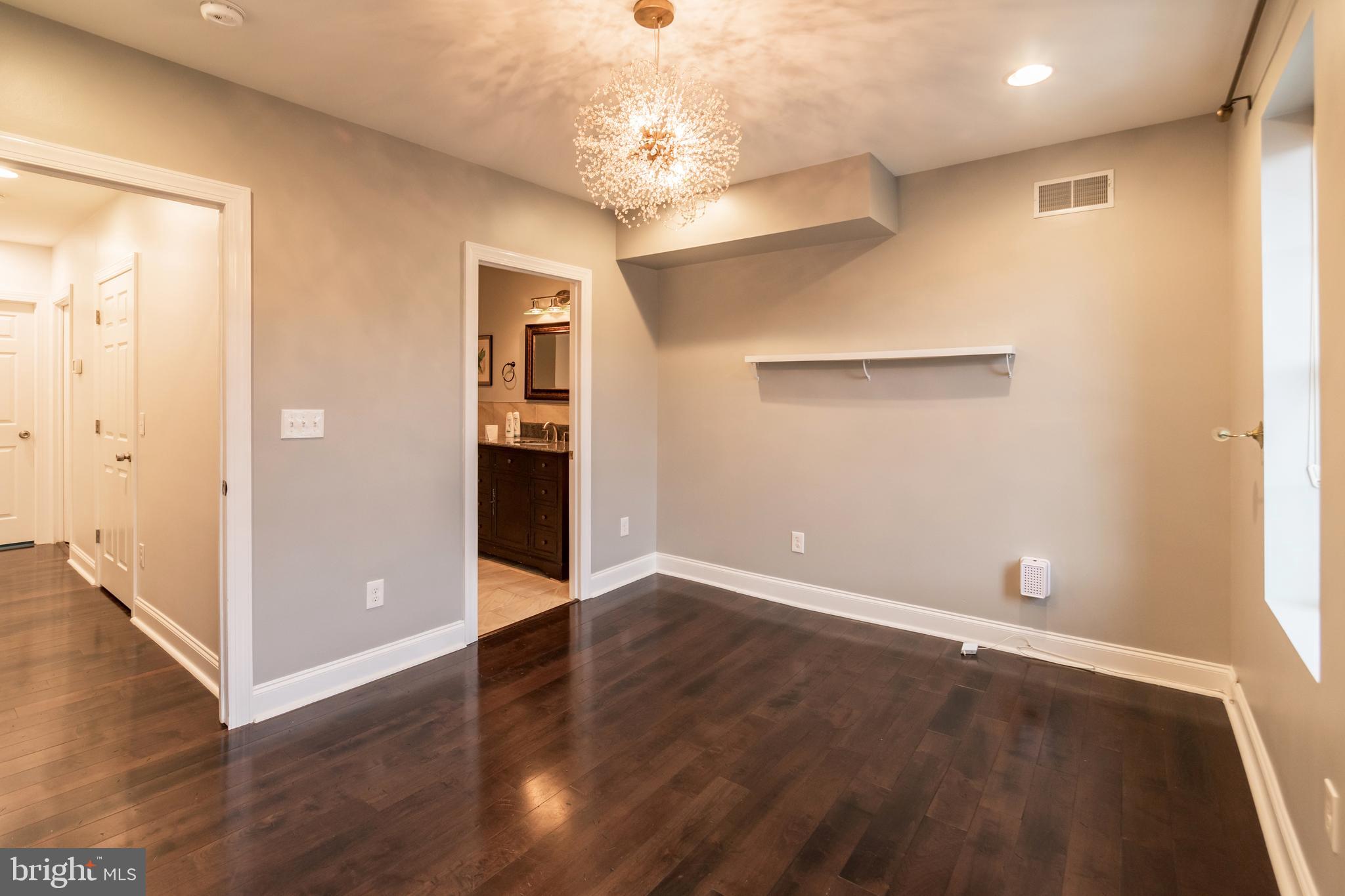 2017 Carpenter Street Philadelphia, PA 19146 - Photo 28 of 46