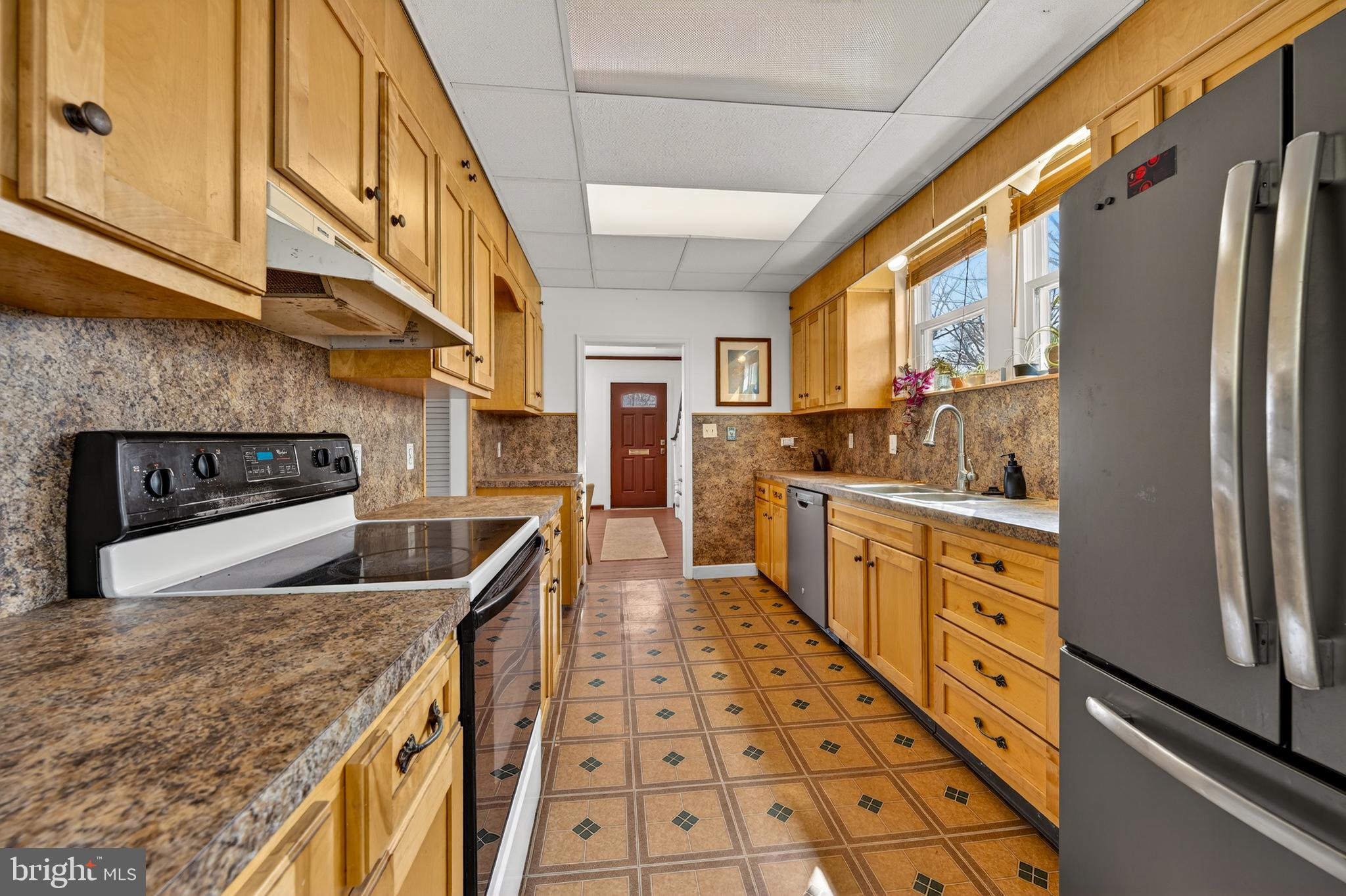 945 Main Street Bethlehem, PA 18018 - Photo 21 of 75