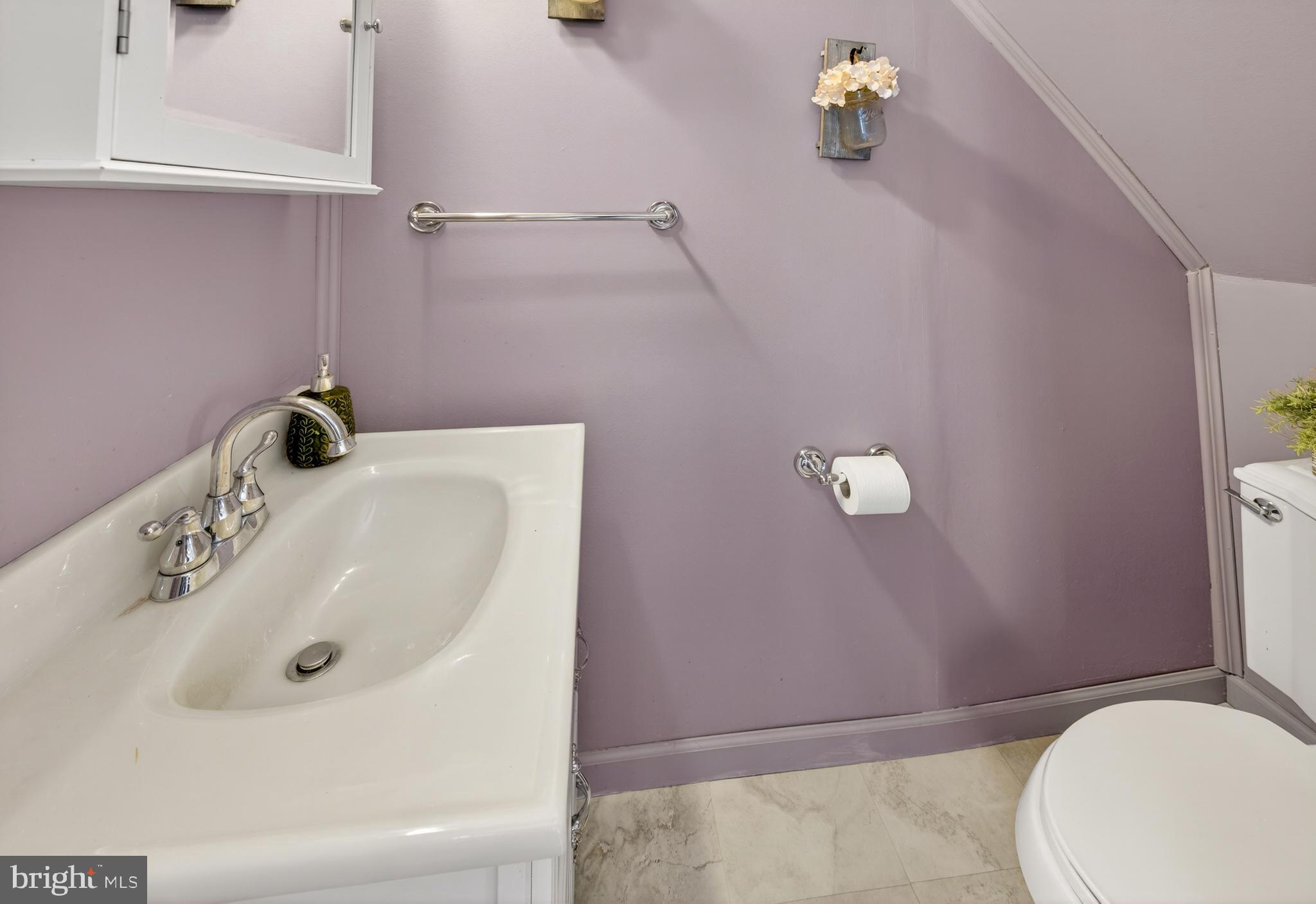 945 Main Street Bethlehem, PA 18018 - Photo 31 of 75
