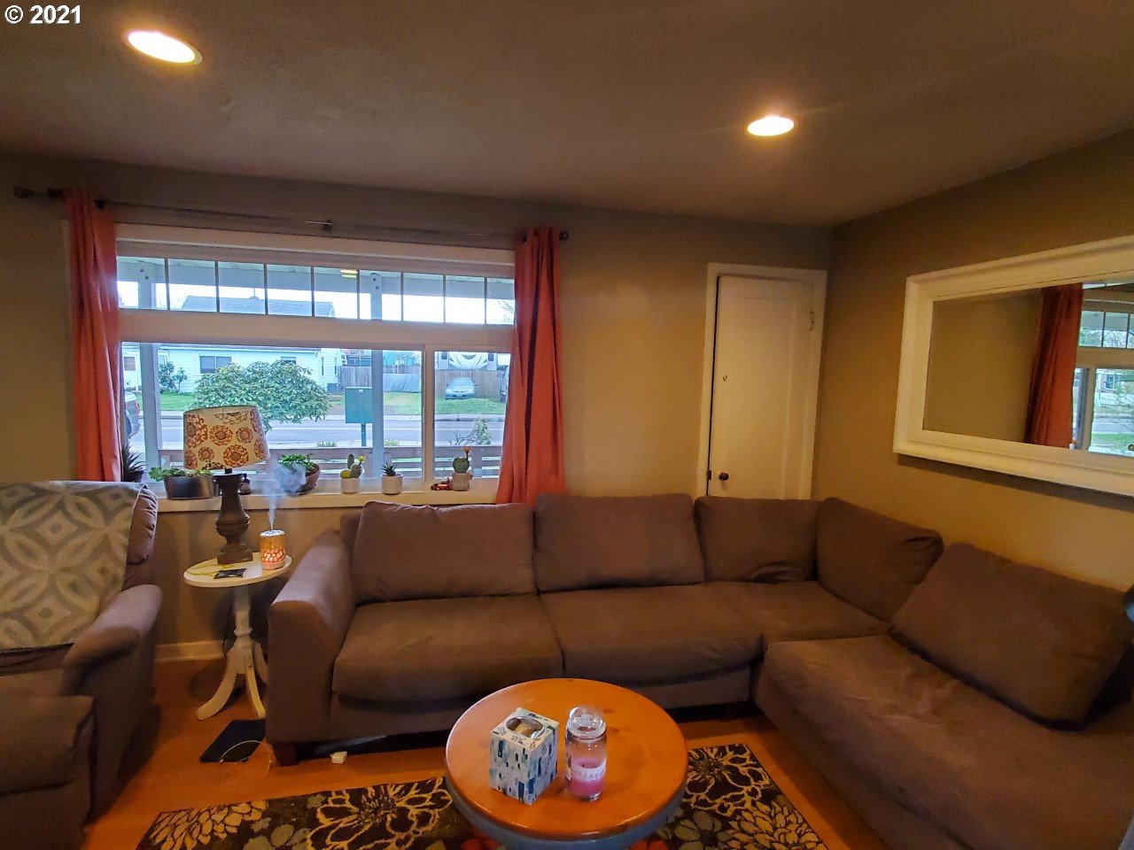 3185 Elmira Road Eugene, OR 97402 - Photo 6 of 30 Gallery Image 6