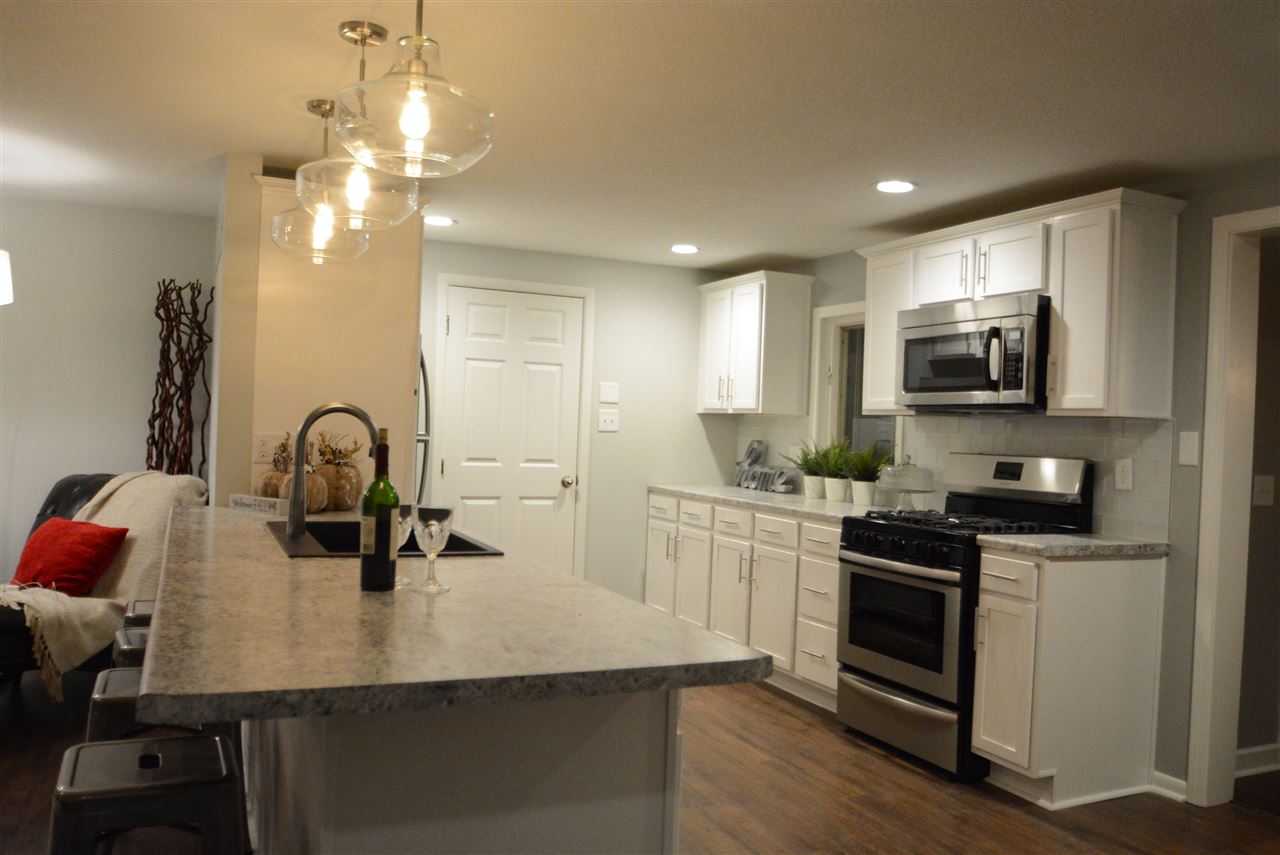3710 Hastings Road Fort Wayne, IN 46805 - Photo 6 of 27 Gallery Image 6