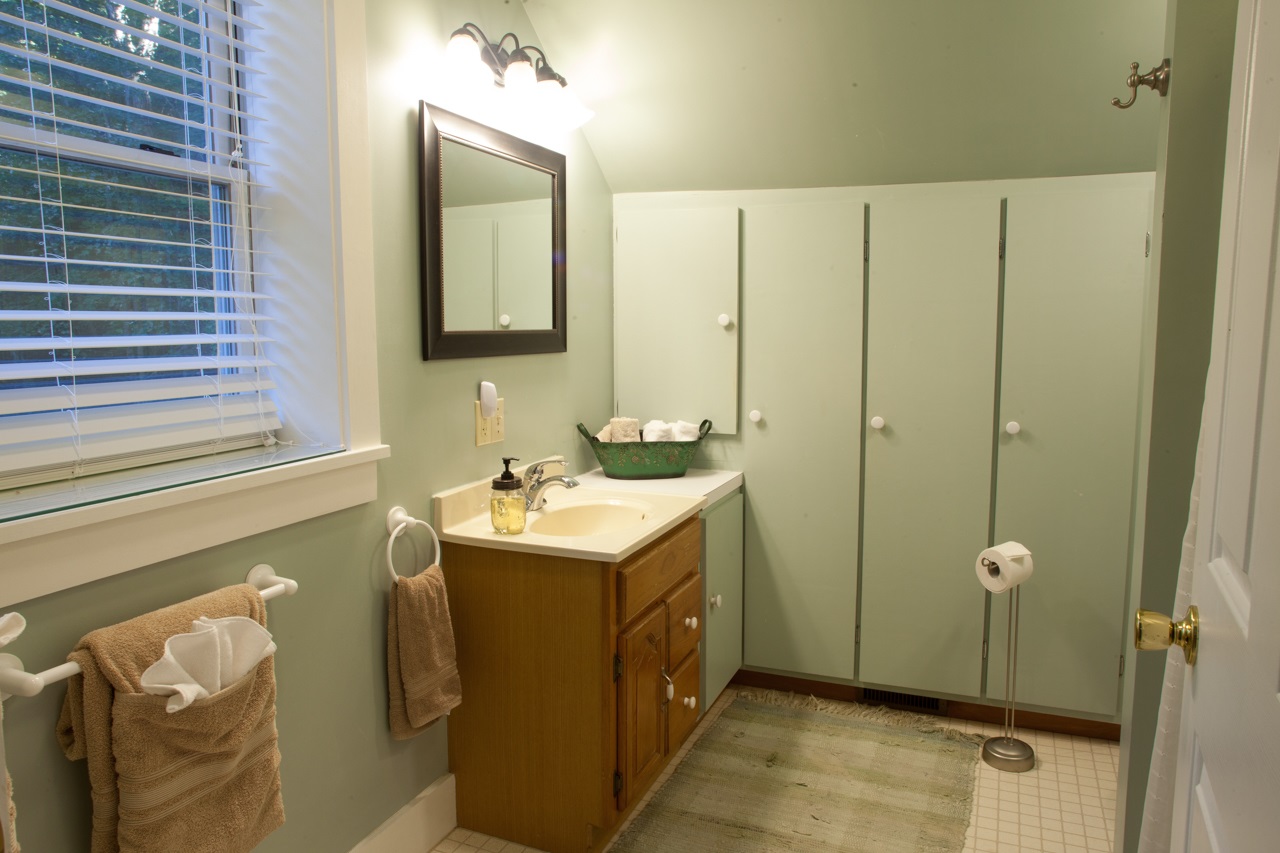 4470 Covered Bridge Road Nashville, IN 47448 - Photo 16 of 36 Gallery Image 16