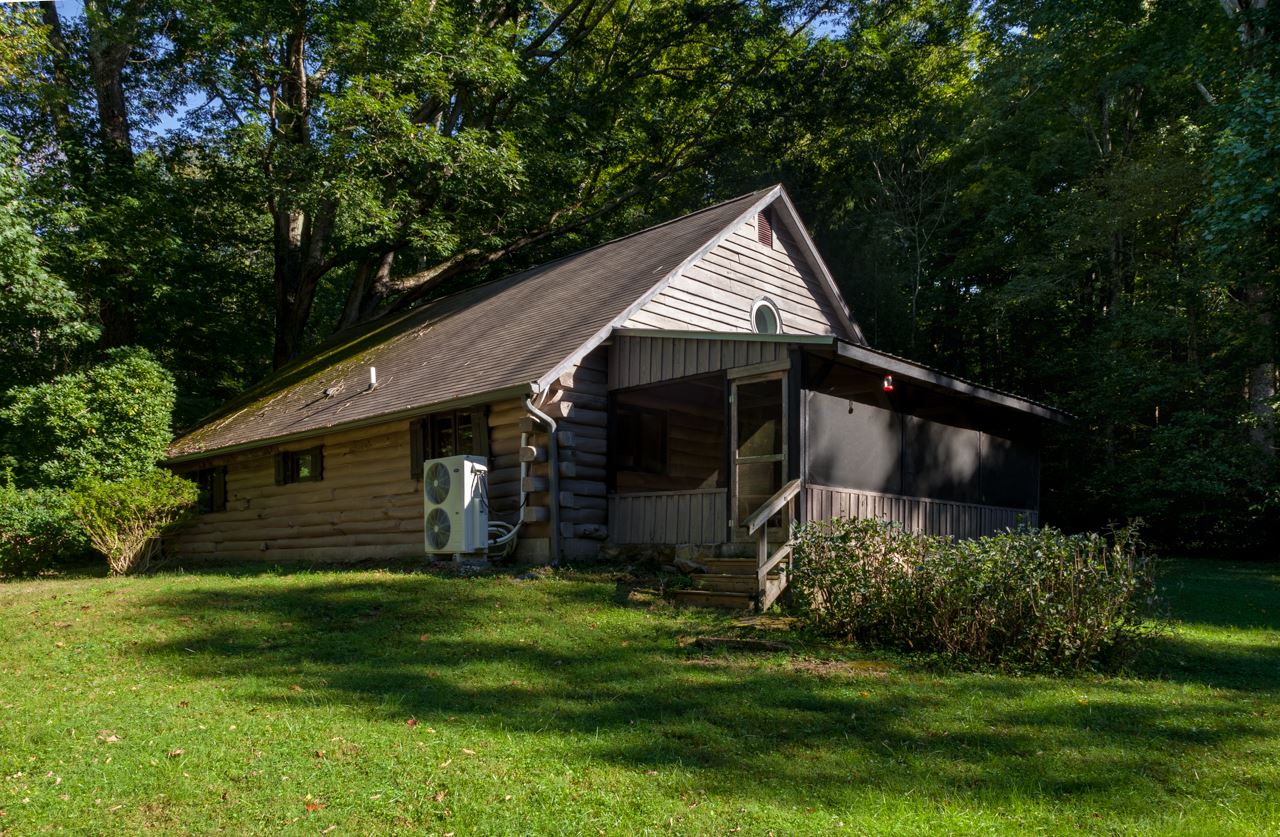4470 Covered Bridge Road Nashville, IN 47448 - Photo 18 of 36 Gallery Image 18
