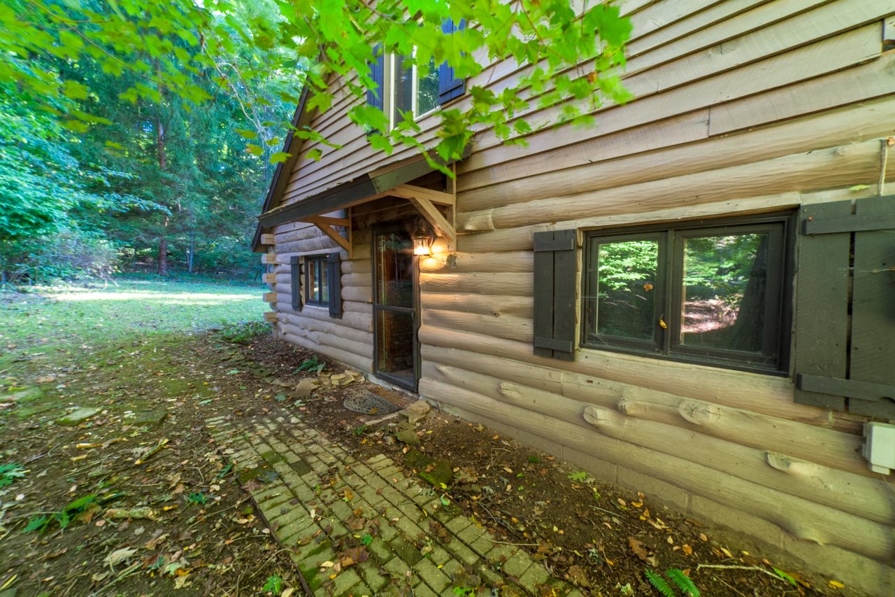 4470 Covered Bridge Road Nashville, IN 47448 - Photo 20 of 36 Gallery Image 20