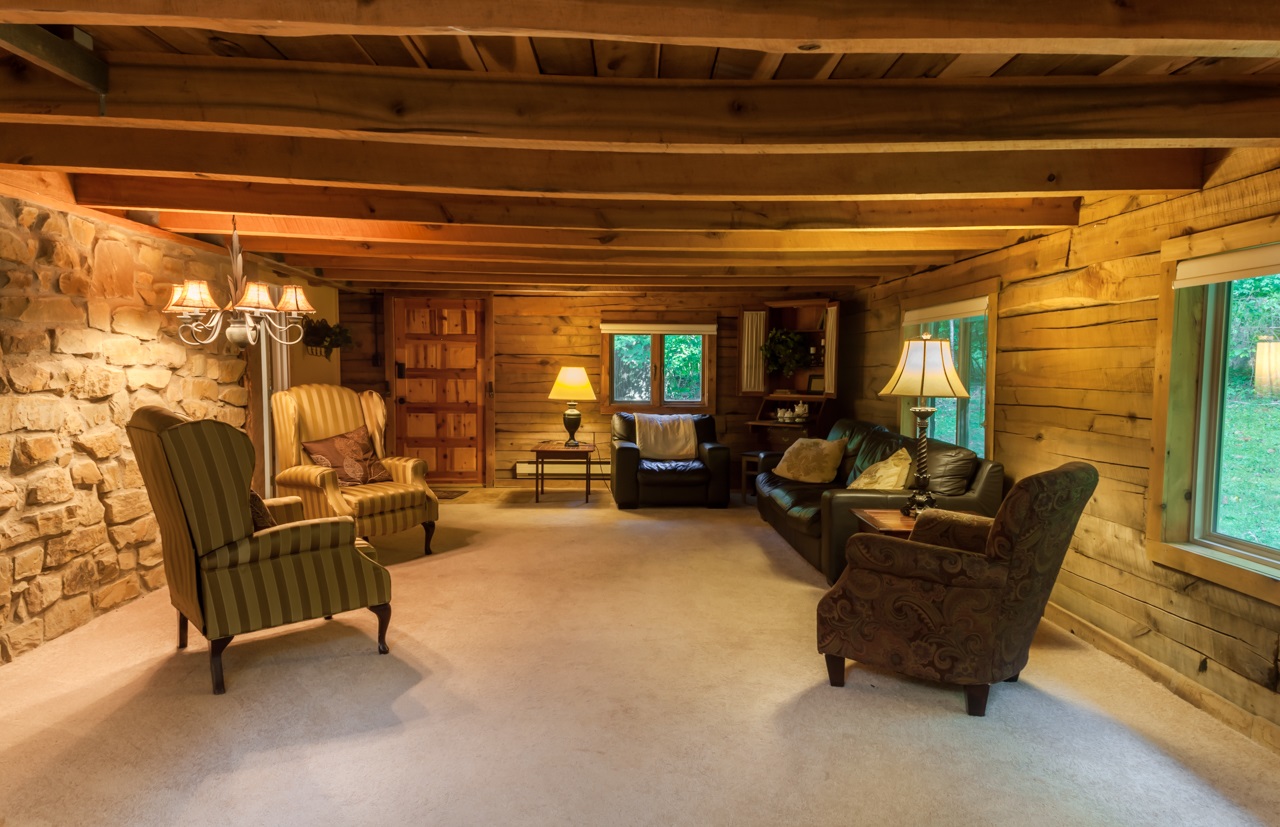 4470 Covered Bridge Road Nashville, IN 47448 - Photo 21 of 36 Gallery Image 21