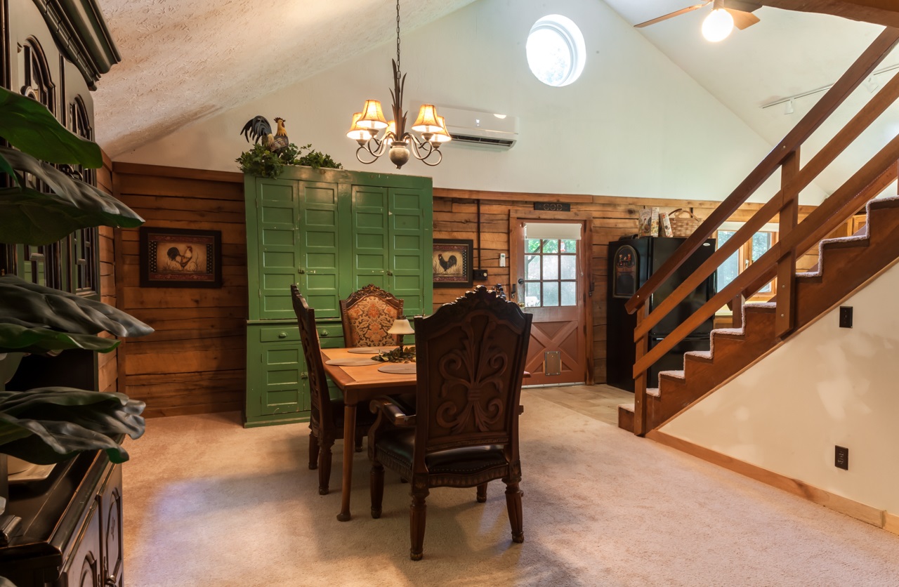 4470 Covered Bridge Road Nashville, IN 47448 - Photo 22 of 36 Gallery Image 22
