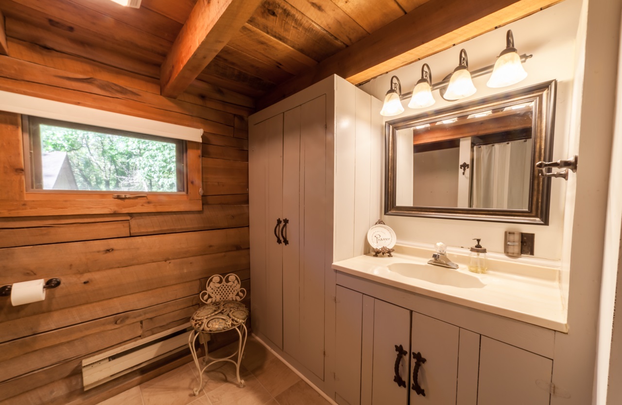 4470 Covered Bridge Road Nashville, IN 47448 - Photo 27 of 36 Gallery Image 27