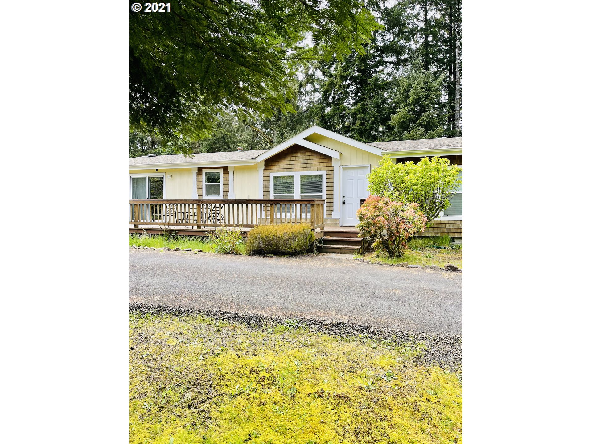 5064 Mitchell Loop Road Florence, OR 97439 - Photo 1 of 15 Gallery Image 1