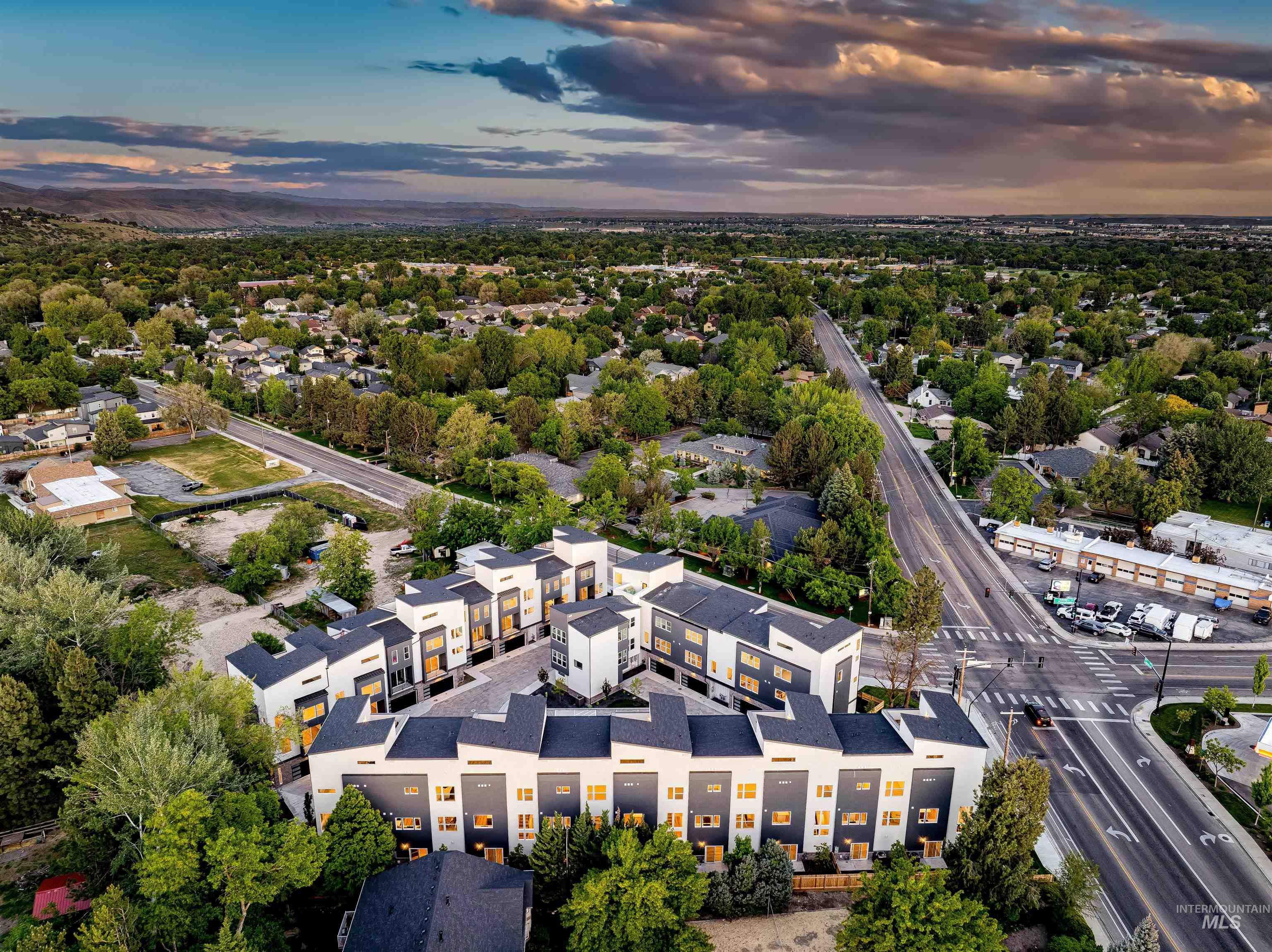 2044 South Mackinnon Lane Boise, ID 83706 - Photo 2 of 48 Bird's eye view