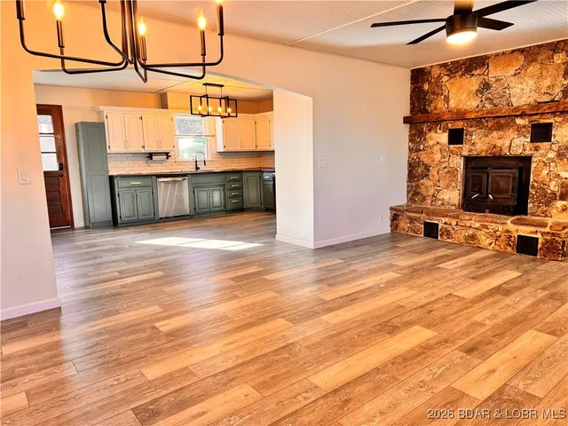 $229,500 | 30289 Bullock Drive, Gravois Mills, MO 65037