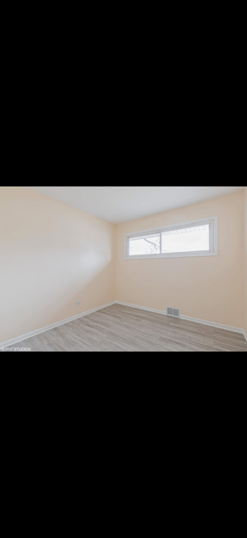 30 Birchwood Road Northbrook, IL 60062 - Photo 8 of 12