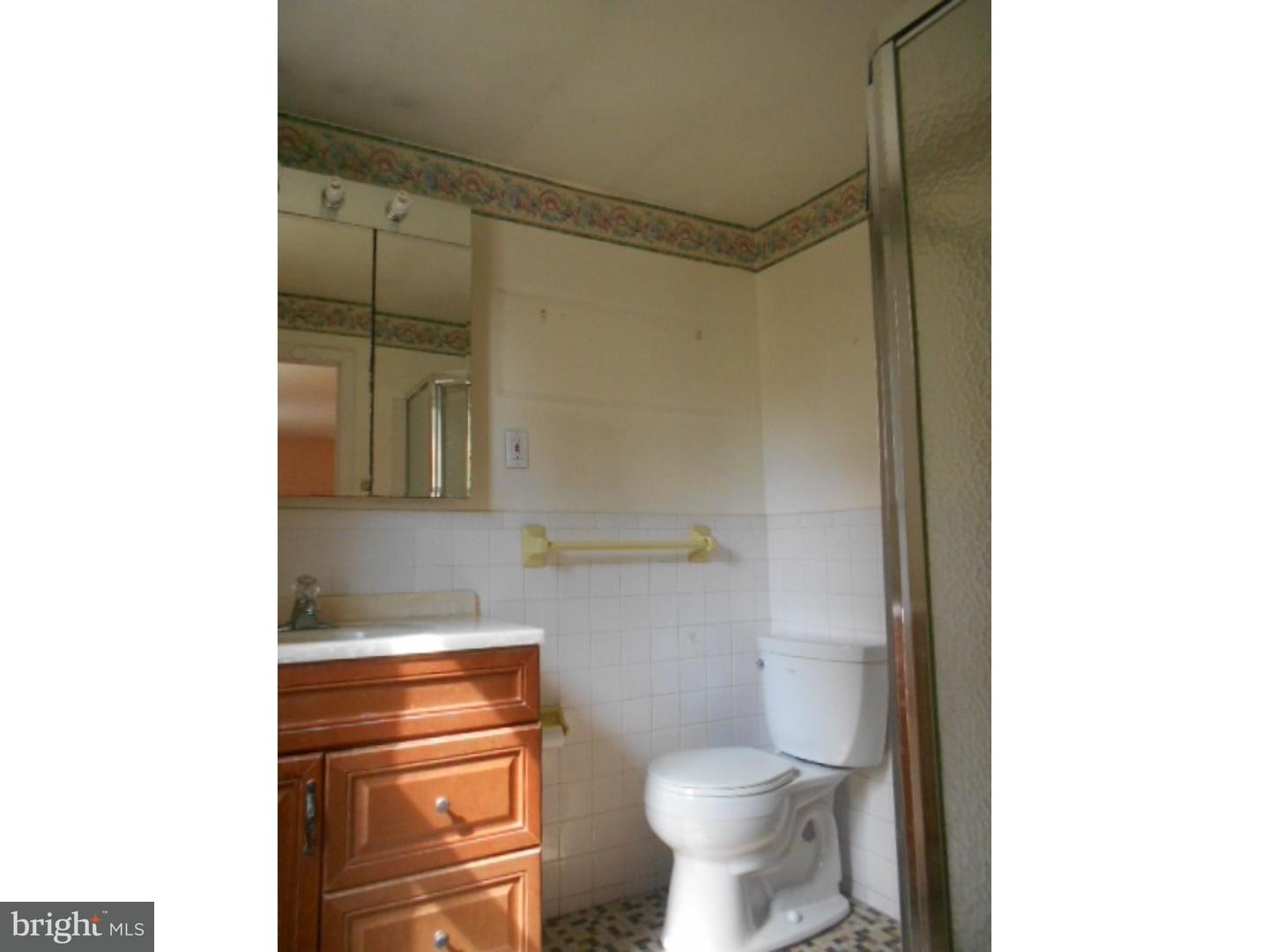 949 Edwards Drive Springfield, PA 19064 - Photo 11 of 19 Bathroom