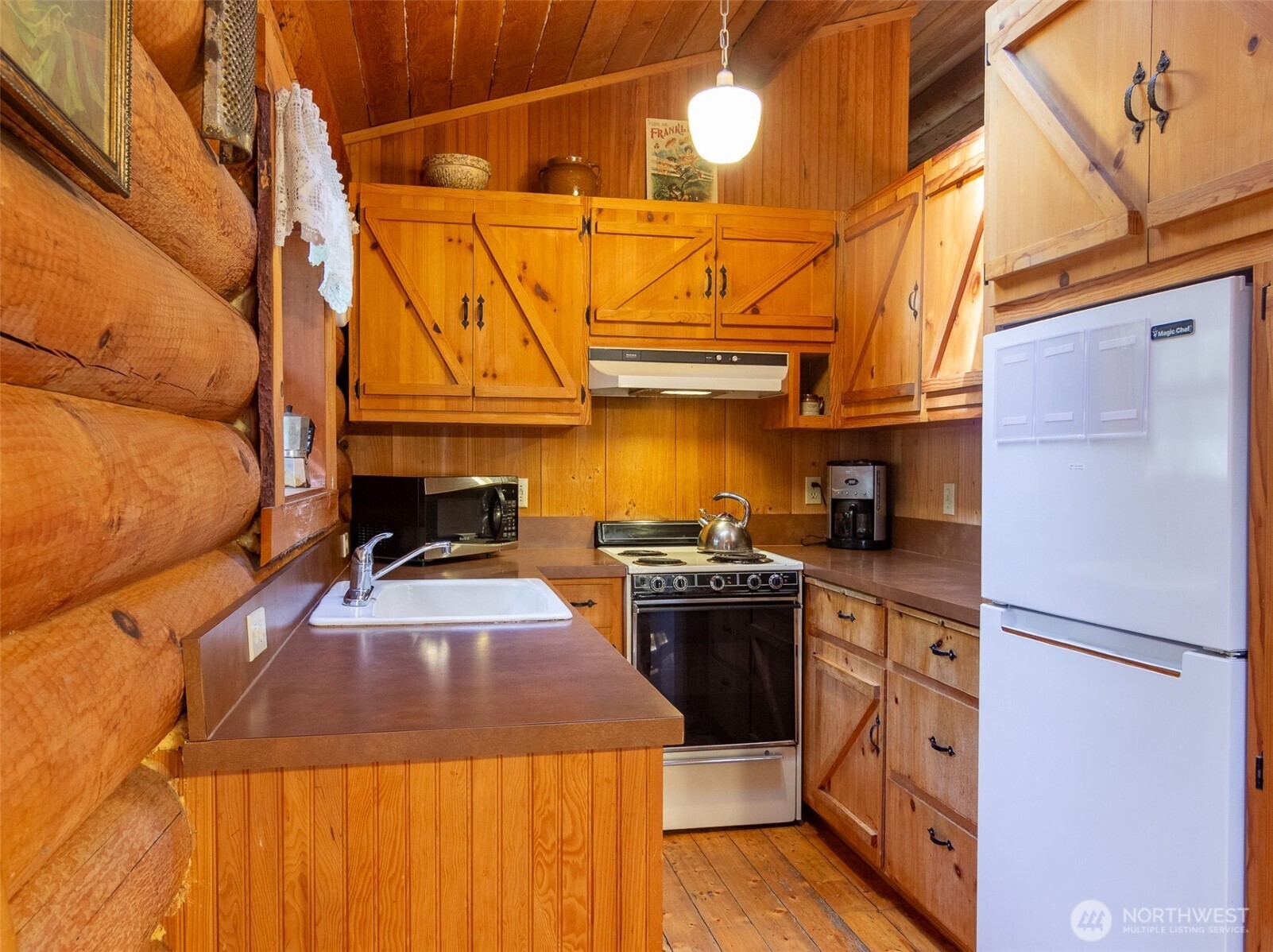 835 Christenson Road Greenbank, WA 98253 - Photo 35 of 40