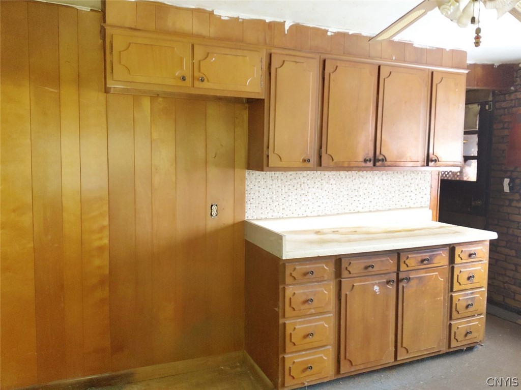 3613 Bonstead Road Clay, NY 13041 - Photo 17 of 35