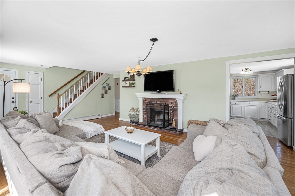 5 Silver Ledge Road Newbury, MA 01951 - Photo 4 of 36