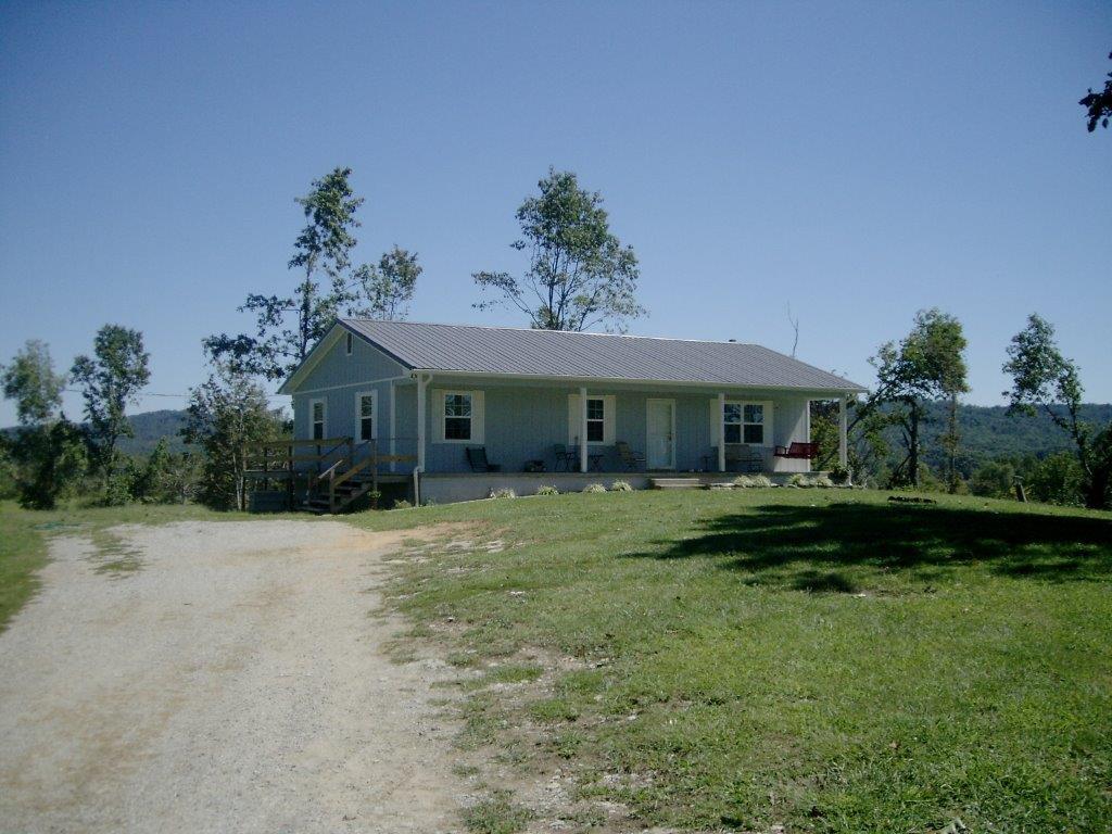 244 Rogers Road Speedwell, TN 37870 - Photo 1 of 12 PICT7738