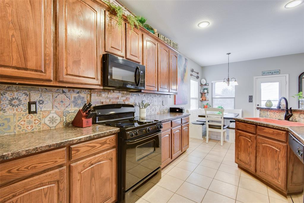 1038 Shepard Lane Lavon, TX 75166 - Photo 11 of 34