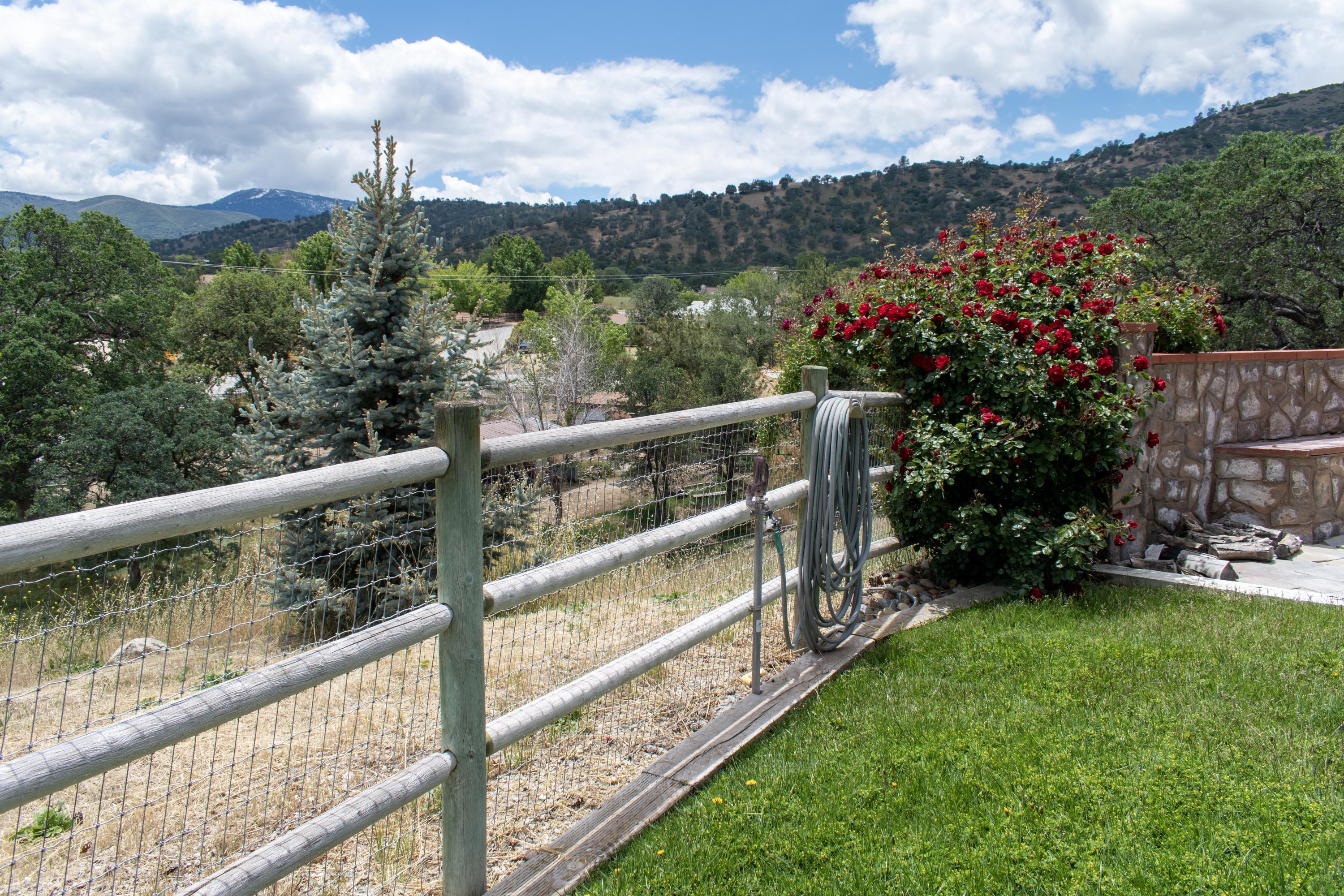 21175 Ridgeway Drive Tehachapi, CA 93561 - Photo 17 of 45 a view of a balcony with lake view