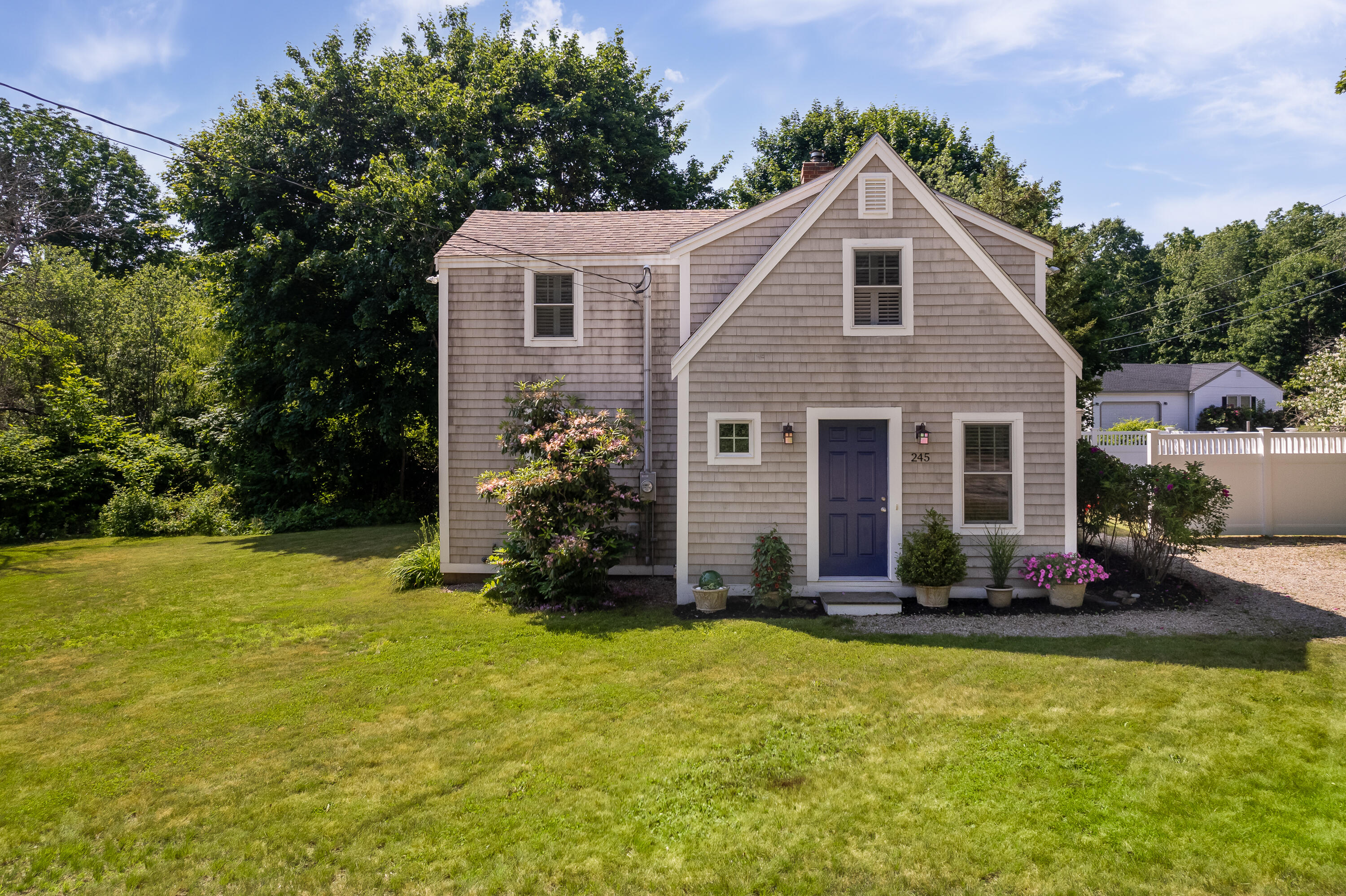 245 Long Sands Road York, ME 03909 - Photo 2 of 33 Siding fix-2