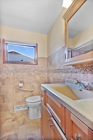 a view of empty room with windows