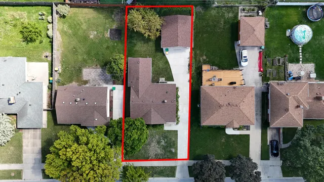 an aerial view of multiple house