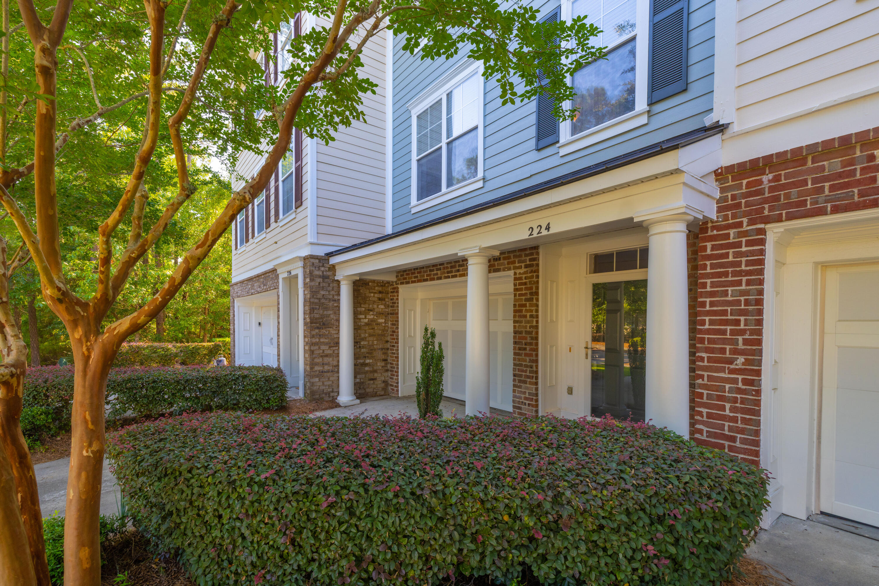 224 Fair Sailing Road, Unit 32 Mount Pleasant, SC 29466 - Photo 3 of 37