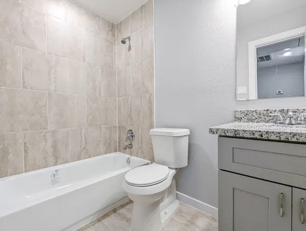 $1,324 | 6811 Glass Street, Unit B, Houston, TX 77016