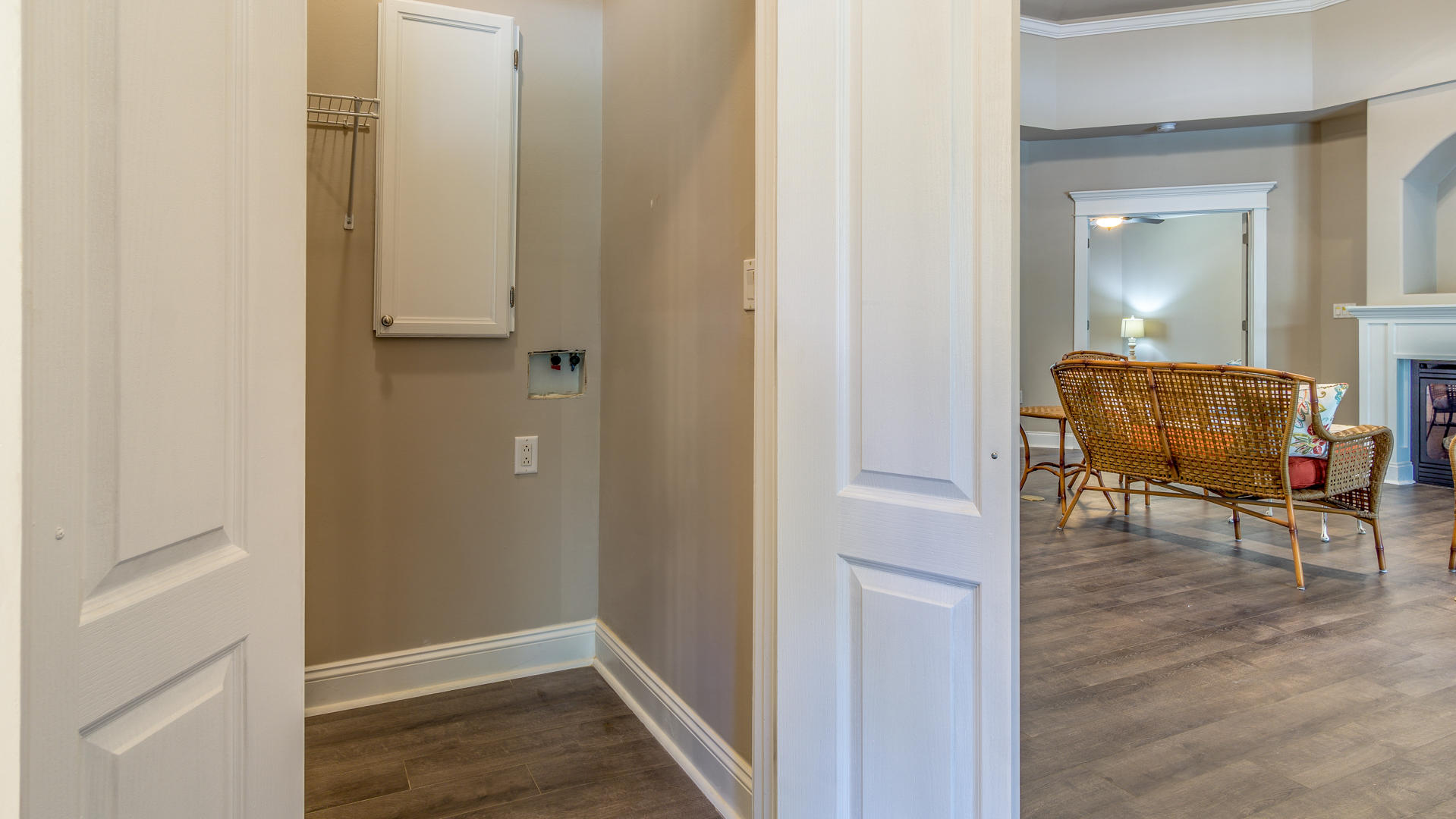 691 Mallet Bayou Road Freeport, FL 32439 - Photo 11 of 49 a view of a livingroom with furniture and wooden floor