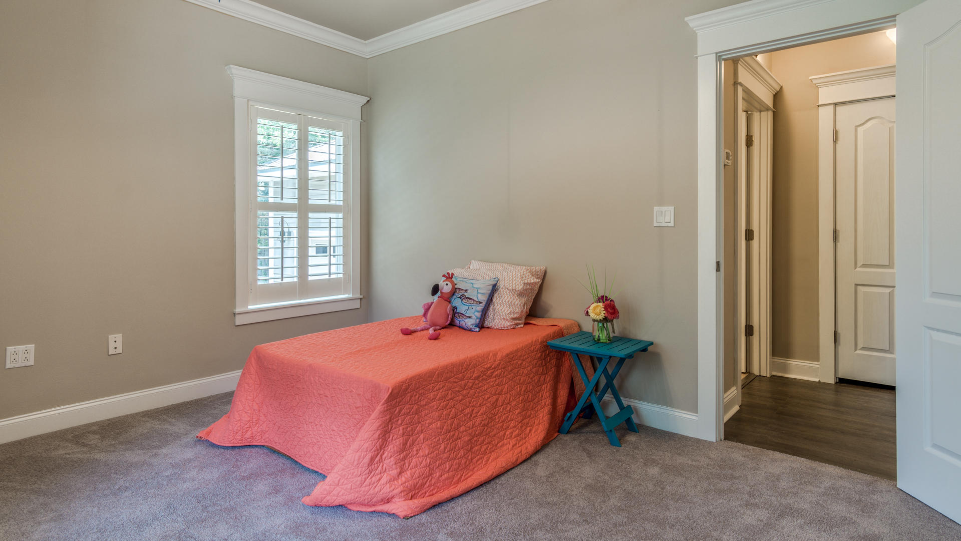 691 Mallet Bayou Road Freeport, FL 32439 - Photo 32 of 49 a bedroom with a bed and a window