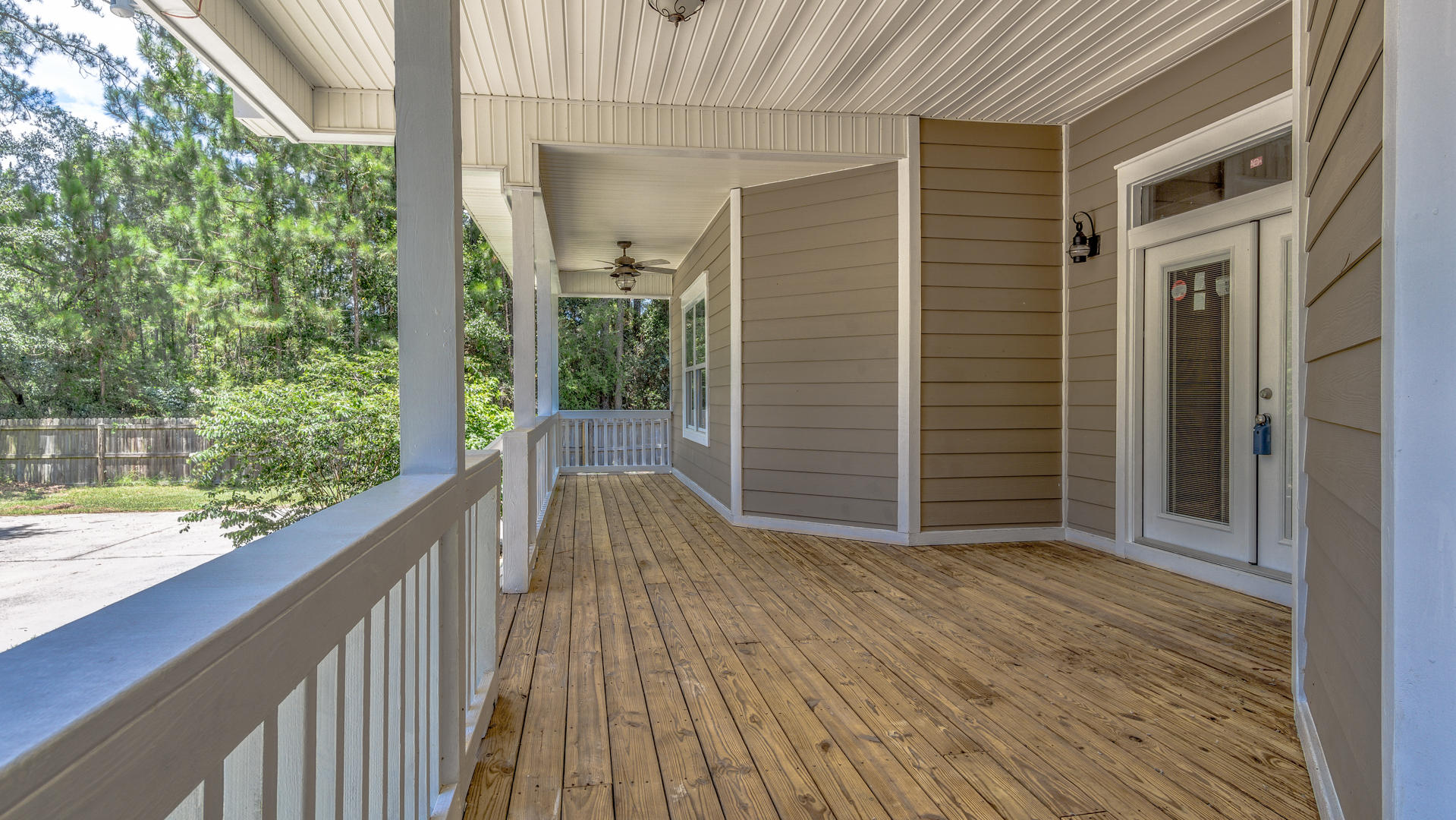 691 Mallet Bayou Road Freeport, FL 32439 - Photo 39 of 49 a view of balcony