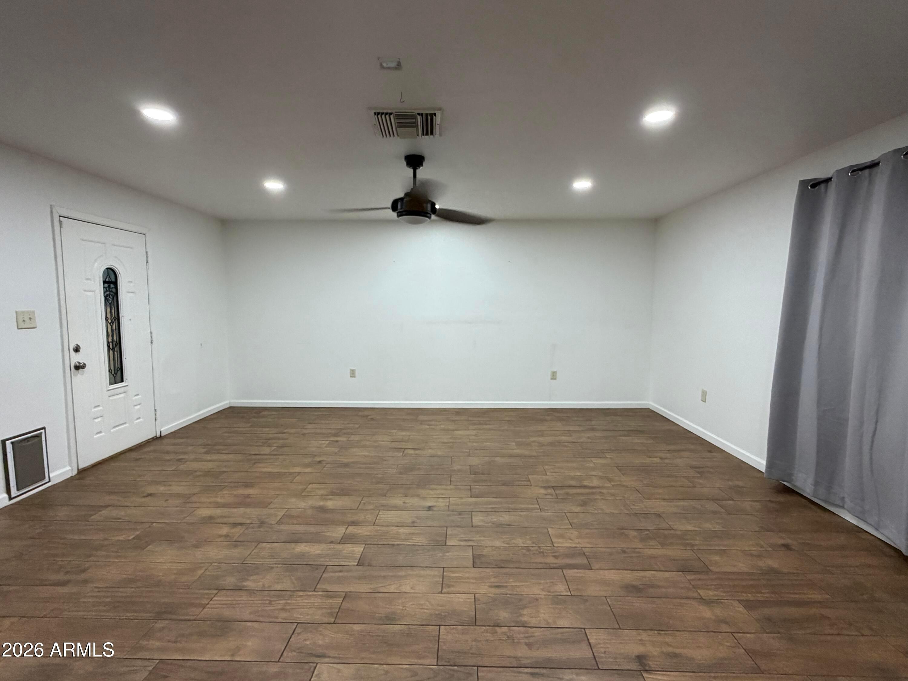 2 East Piedmont Road Phoenix, AZ 85042 - Photo 8 of 13 a view of empty room