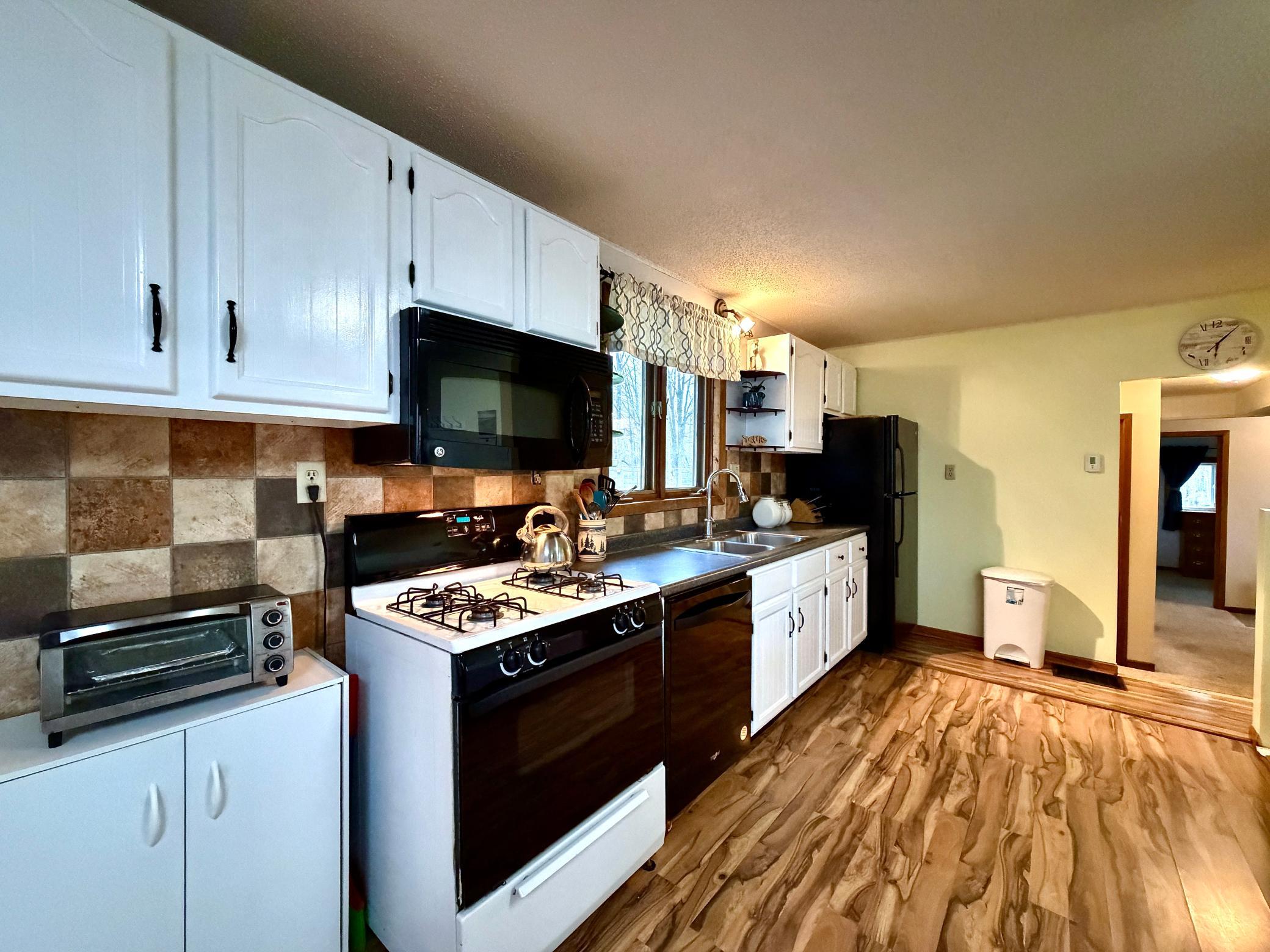 2721 Miller Road Southwest Bemidji, MN 56601 - Photo 7 of 34