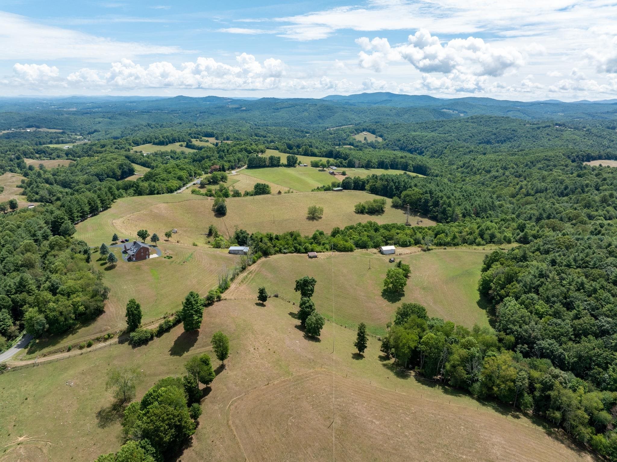 1018 Horse Ridge Road Northwest Willis, VA 24380 - Photo 5 of 22 Gallery Image 5
