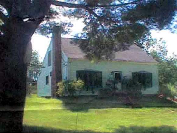 102 Crown Point Road Rochester, NH 03867 - Photo 1 of 1