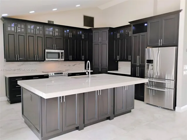 $4,500 | 9654 Sun Pointe Drive, Boynton Beach, FL 33437