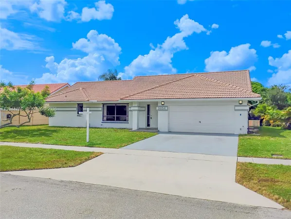 $4,400 | 9654 Sun Pointe Drive, Boynton Beach, FL 33437