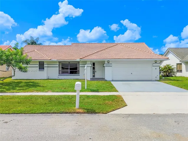 $4,500 | 9654 Sun Pointe Drive, Boynton Beach, FL 33437
