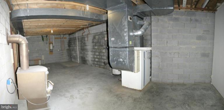 1400 Woodwell Road Silver Spring, MD 20906 - Photo 13 of 20 a view of a room with a shower