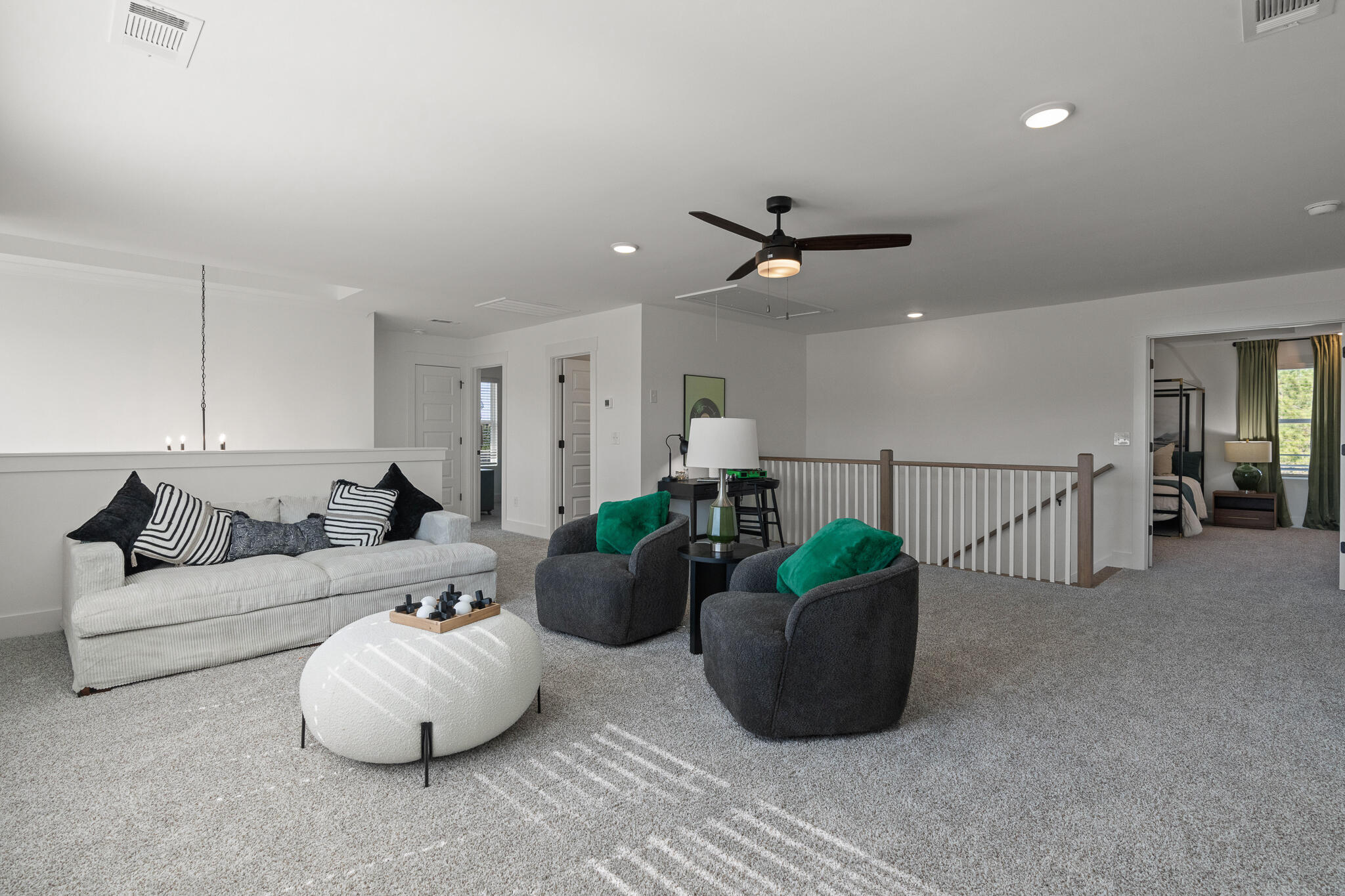 579 Bluebeech Street Freeport, FL 32439 - Photo 21 of 31 a living room with furniture