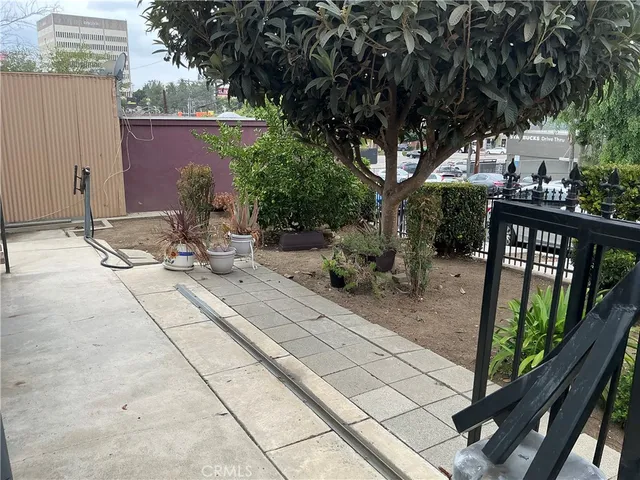 $1,500,000 | 1414 Lake Shore Avenue, Los Angeles, CA 90026