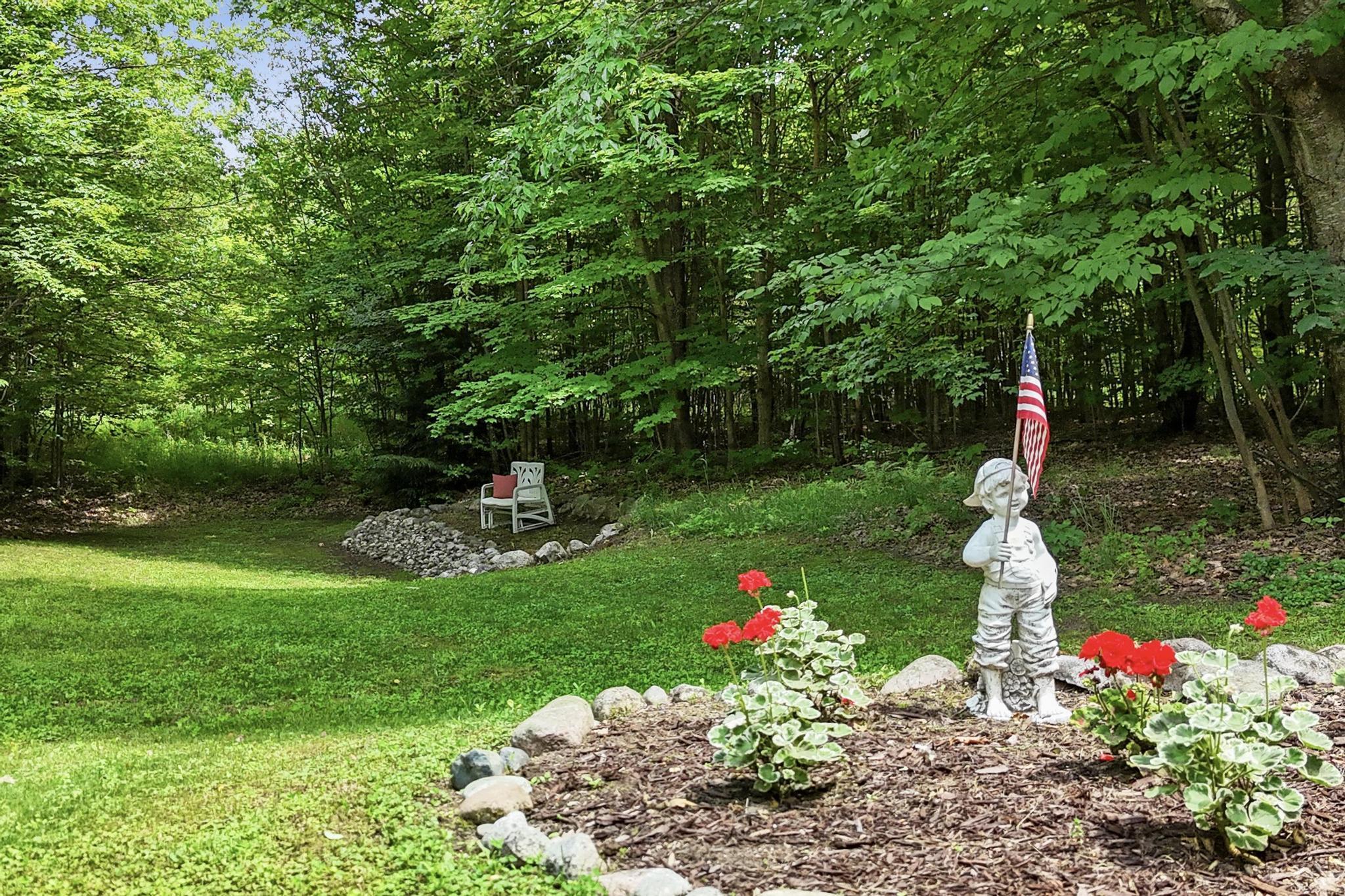 7346 Traverse Road Thompsonville, MI 49683 - Photo 10 of 54 Gallery Image 10