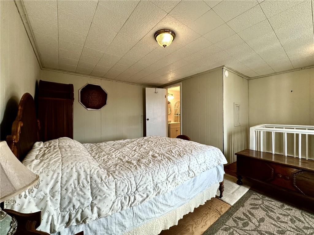 1004 Poe Street Vandergrift, PA 15690 - Photo 34 of 38 Upper Floor En Suite - Bedroom #4/Second Primary Suite.