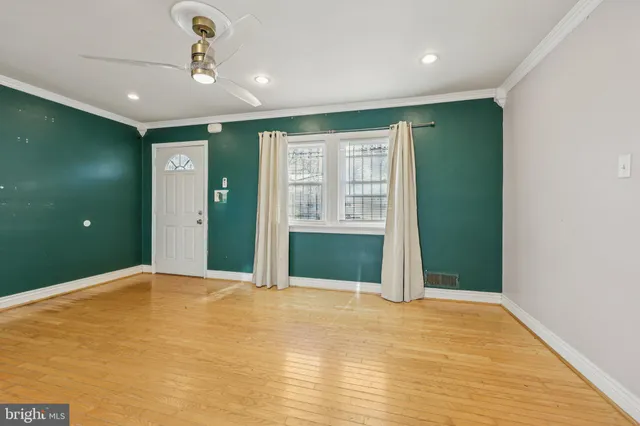 $309,900 | 419 Abel Avenue, Capitol Heights, MD 20743