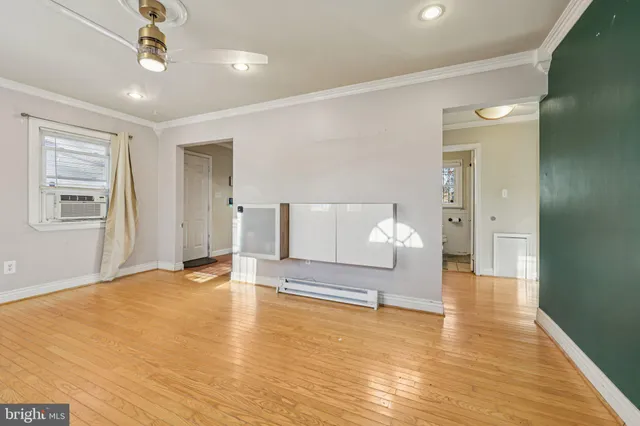 $309,900 | 419 Abel Avenue, Capitol Heights, MD 20743