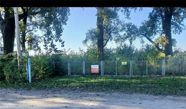 $12,000 | 6352 Sportsman Road, Henrietta, MO 64036